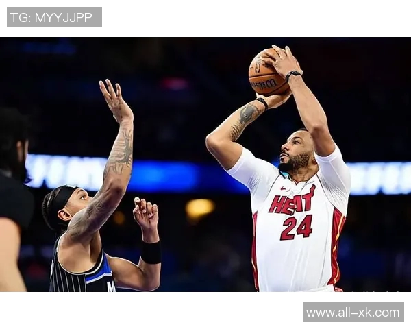 诺曼鲍威尔喜迎新生命00后女友怀孕颜值引关注