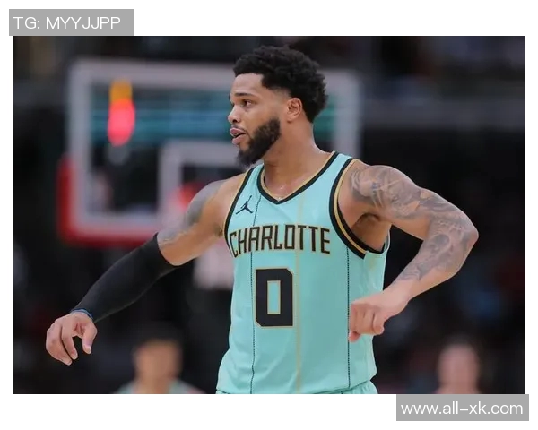 黄蜂主帅强调灵活用人策略将做出最有利于球队发展的决策 黄蜂主帅强调灵活用人策略将做出最有利于球队发展的决策